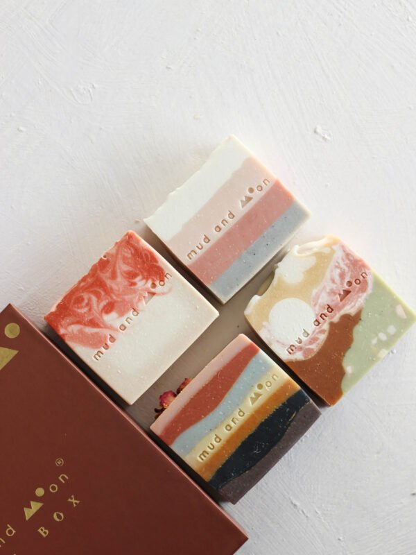 Valentine's Bloom Brown Gift Box